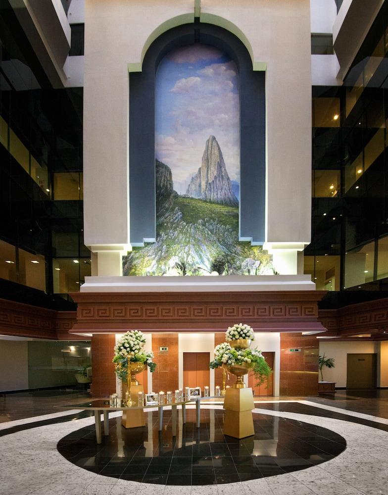 Krystal Monterrey Hotel Kültér fotó